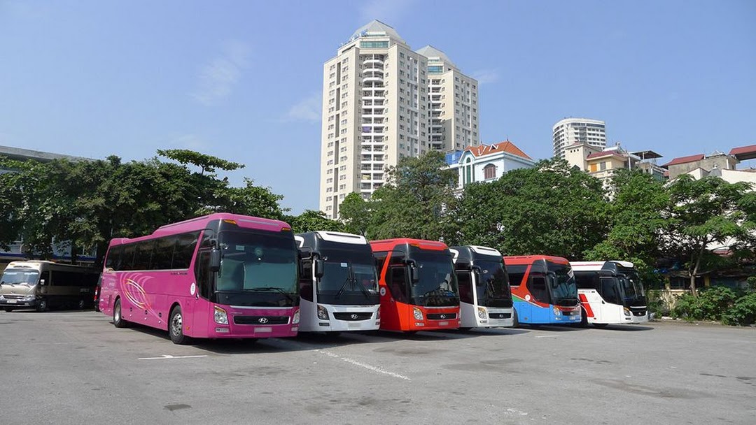 Dịch vụ thuê xe du lịch 45 chỗ cho trường học tại Nam Định